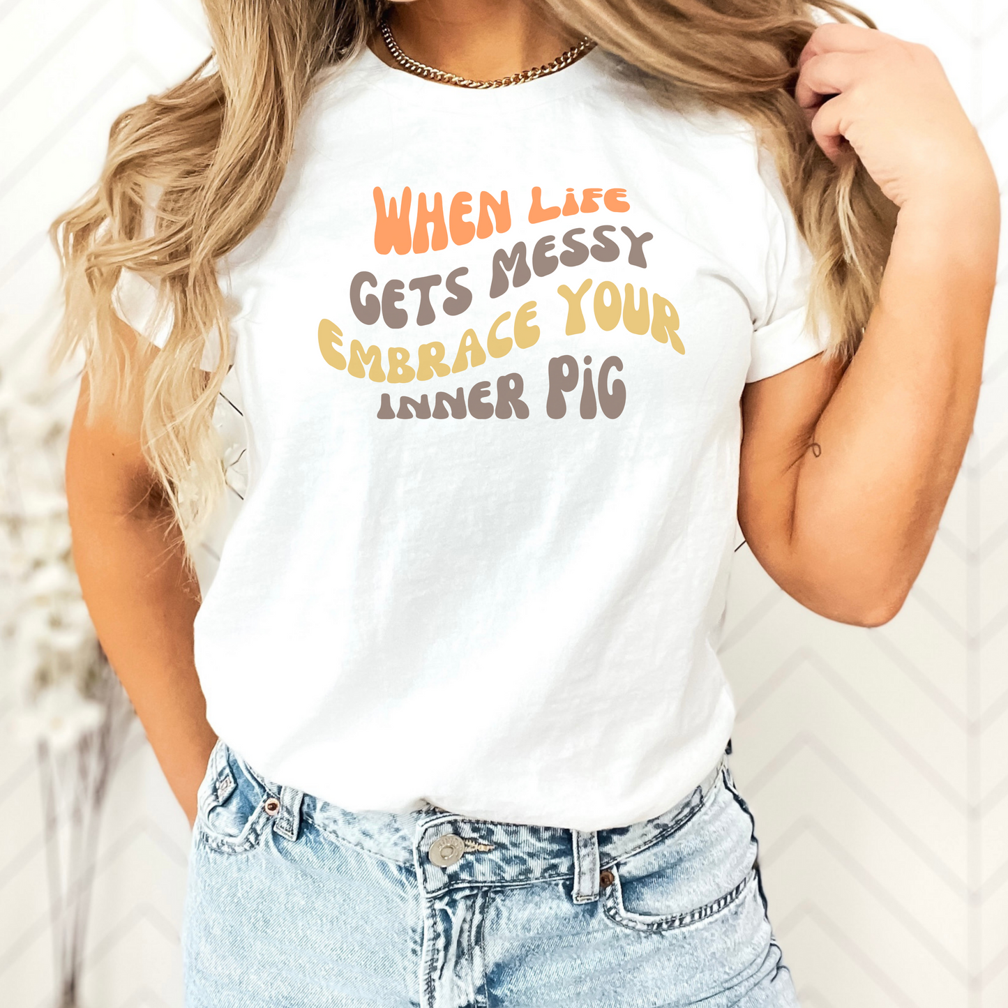 Piggy Gift for Her, Gift For Pig Lover, Funny Pig TShirt, Gifts for Farmer Shirt, Pig Mama, Pig Mom