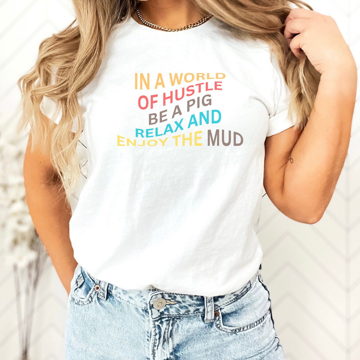Piggy Gift for Her, Gift For Pig Lover, Funny Pig TShirt, Gifts for Farmer Shirt, Pig Mama, Pig Mom